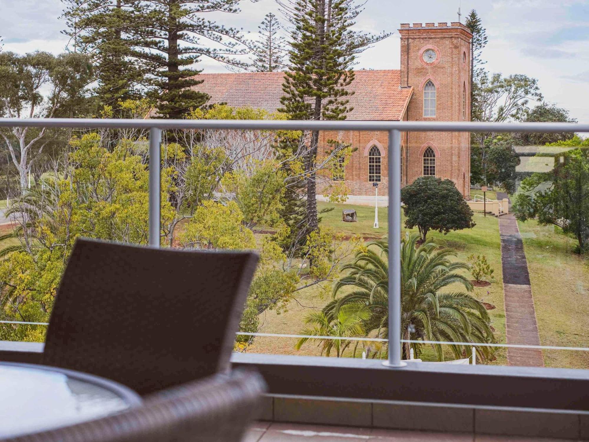 Mercure Centro Port Macquarie Exterior photo